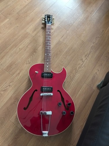 Gibson 135 red - es-135, in