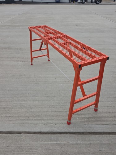 Scaffolding work platform step - scaffolding,