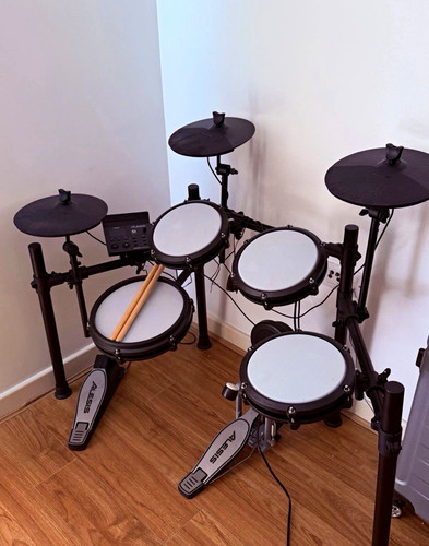 Alesis nitro max - alesis,