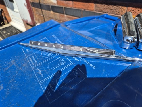 Ford corsair bonnet badge - v4,