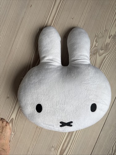 Miffy cushion white - miffy,
