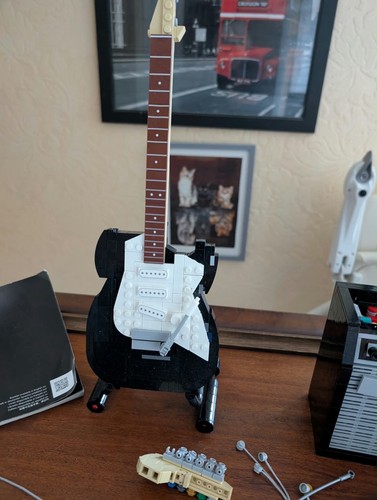 Lego ideas fender stratocaster - fender,
