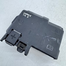 VAUXHALL CORSA E BATTERY FUSE