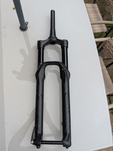 Rock shox yari upgraded - shox,