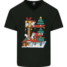 Christmas Cat House Funny Winter Xmas Mens V-Neck Cotton T-Shirt