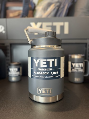 Yeti rambler gallon jug - 1/2,