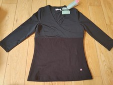 Manuka Life Womens Sculpt Yoga/Pilates/Sport Shape Top Black Size Medium NEW 