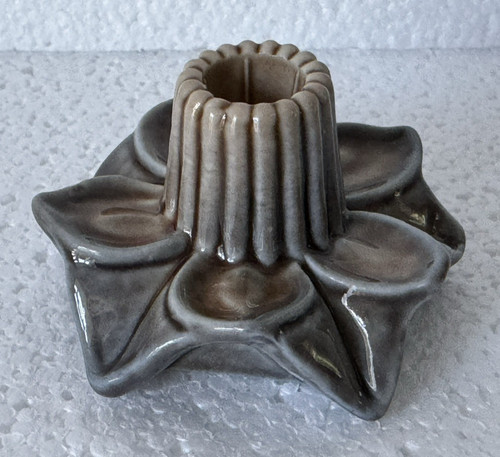 Wade ceramic vintage flower - vintage,