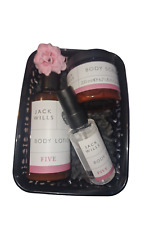 Ladies Jack Wills Number 5