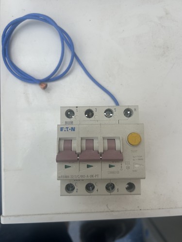 Eaton 32a rcbo 30ma - rcbo, 4p