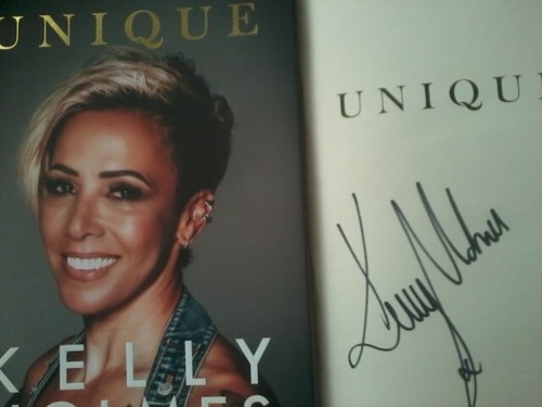 Kelly holmes dbe signed - dbe,,