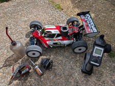 Kyosho MP9 1/8 Nitro Buggy –