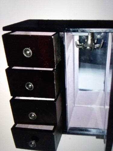 Full size jewerly box long - w/,