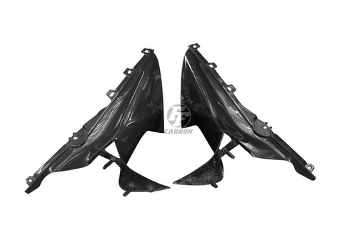 Carbon front fairing side - front,