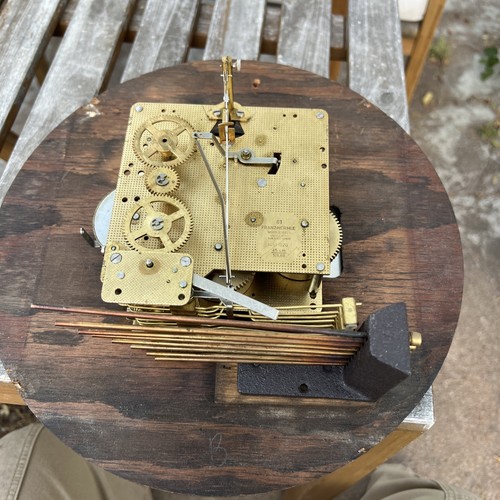Hermle 1051 020 clock - 81-1051-020,