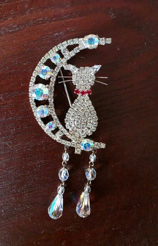Butler wilson large brooch - butler, &