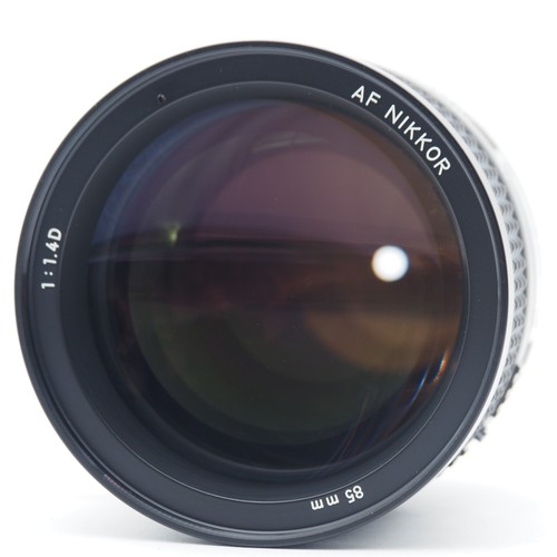 Nikon nikkor 85mm 4 - af,
