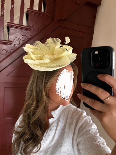 Pale lemon pleated fascinator - pale,