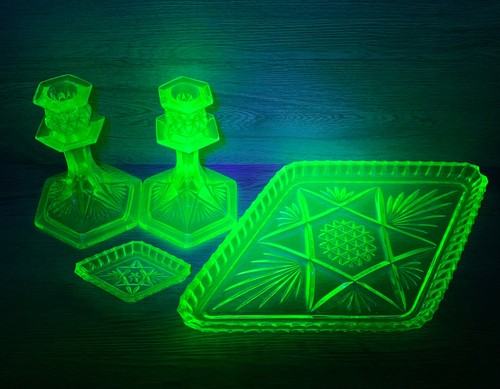 Uranium glass art deco piece - art,