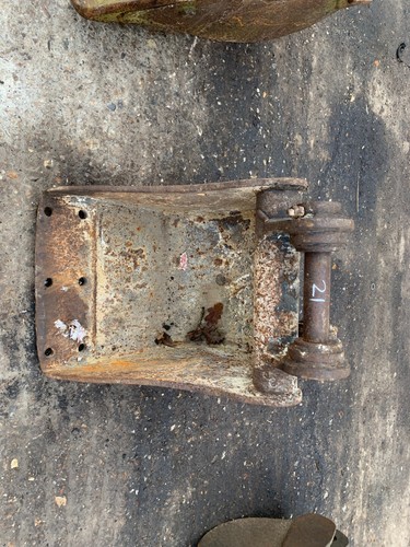 Excavator bucket to suit - excavator,