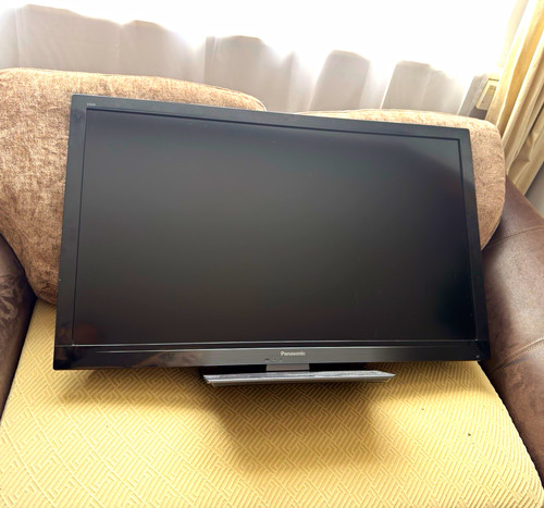 Panasonic l42e30b 42in lcd - panasonic,