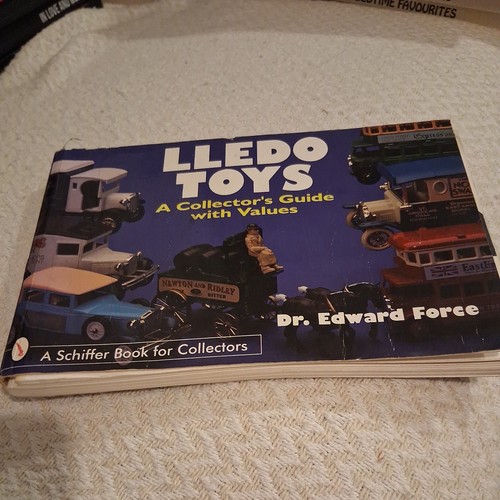 Lledo toys collectors guide - toys:,