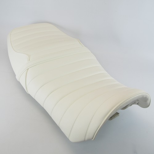 Xjr400rh02j4hm9 tack roll - xjr400rh02j4hm9,