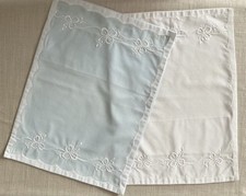 2 x Vintage White & Blue