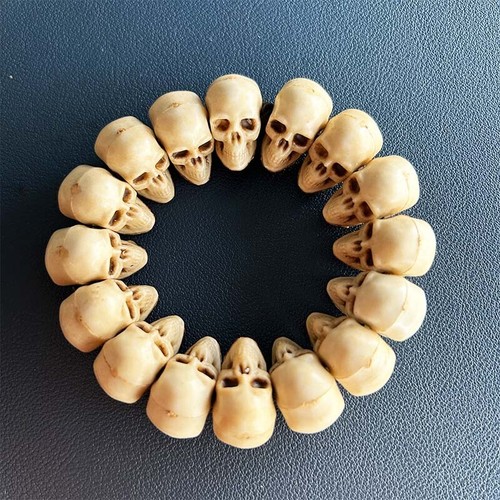 Pcs plastic skull beads - ,