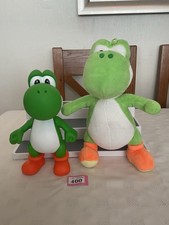 NINTENDO SUPER MARIO 9.5’’ YOSHI FIGURE & LARGE PLUSH FIGURE (400/8)
