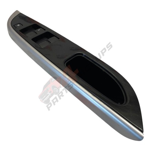 Mitsubishi l200 driver - driver, side