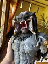 Predator Bust | 3D Printing model | Hand Painted | High Detail 44cm Tall