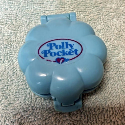 Polly pocket pretty - polly, me