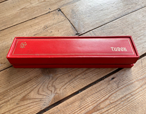Tudor small rose watch box - watch,