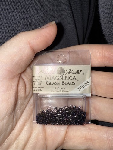 Mill hill magnifica glass - bn,