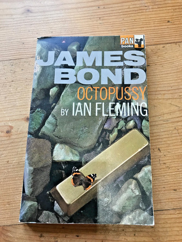 Octopussy ian fleming pan - octopussy,