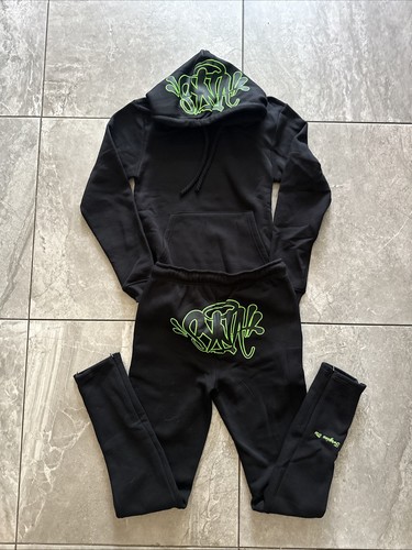 Syna world tracksuit - world,