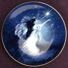ROYAL WORCESTER Bone China Collectors Plate - THE DIAMOND FAIRY - 8” Diameter