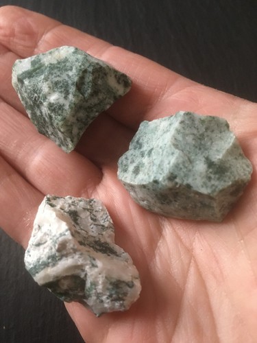 Crystal raw natural - raw, rough