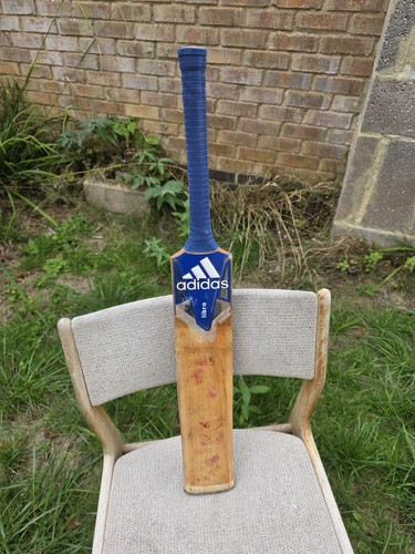 Cricket bat size top - 6.,