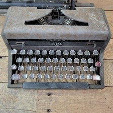 Vintage Royal Typewriter Keys
