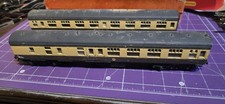 2x Mainline OO Guage Coaches