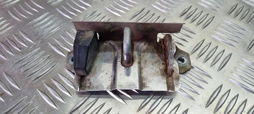 Mercedes benz w203 tailgate - mercedes-benz,