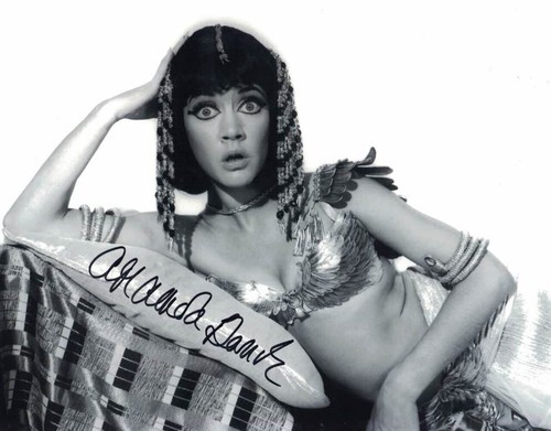Amanda barrie cleo - barrie, carry