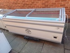 Commercial Display Chest