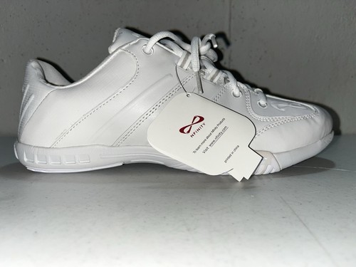 Nwt nfinity game - nfinity, white