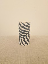 Vase-Next White/Blue Leaf