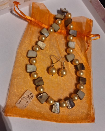 Semi precious stone - precious,