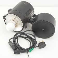 BOWENS MONOLITE 200D with LENCARTA STAND