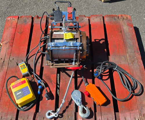 Warrior 800kg scaffold lift - 800kg,